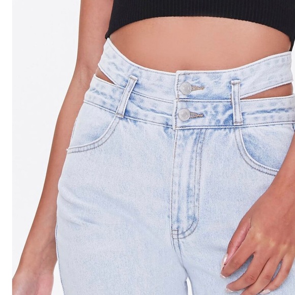 NWT{Forever 21}Sz 25 Cut Out Straight Leg Light Denim Jeans - Picture 4 of 16